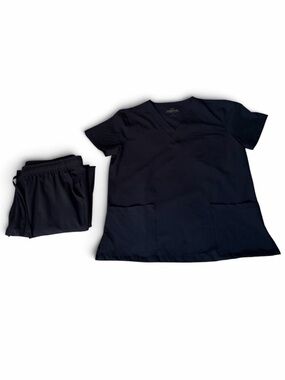 cozyfit small scrub set in black